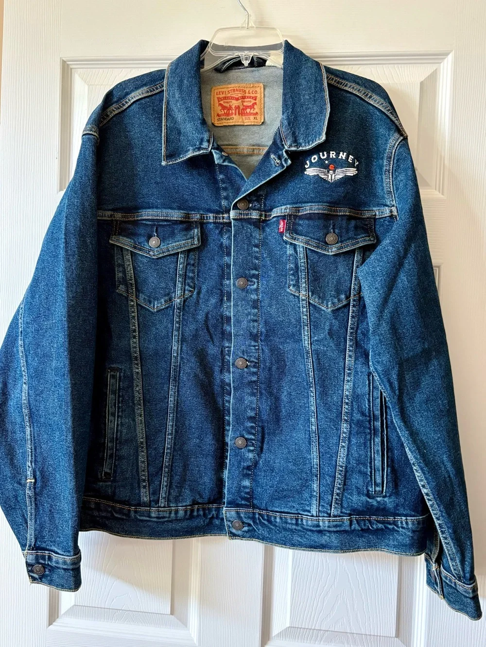 Official “Journey” Band Levi’s Denim Jacket Men’s XL Houston Rodeo 2025
